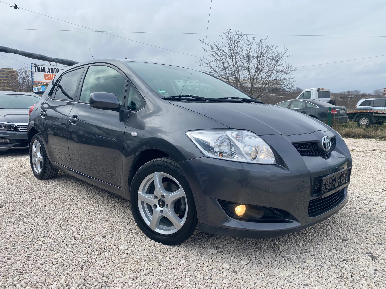 Toyota Auris 1.4i, 97кс, 120х.км. - изображение 2