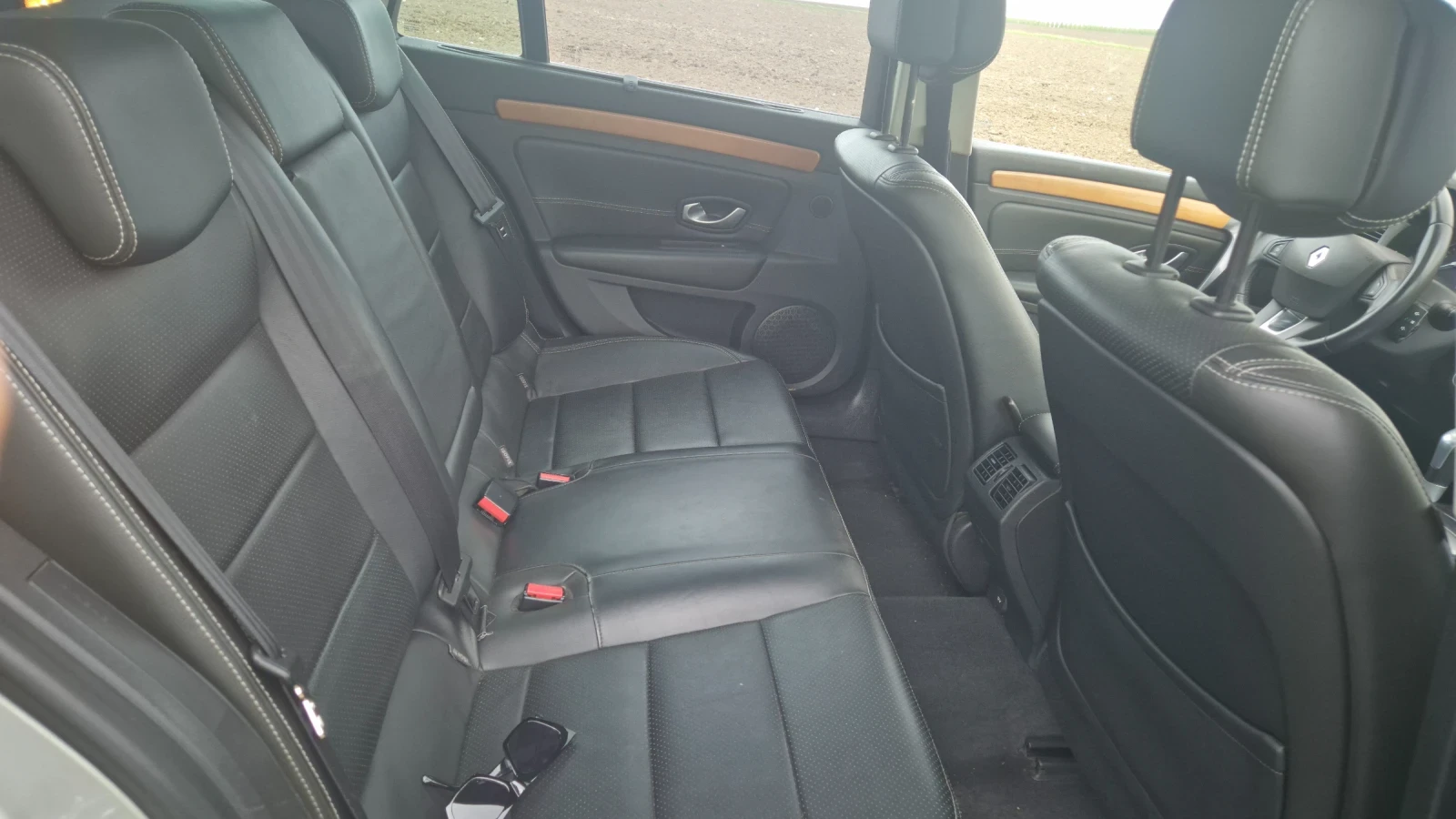Renault Laguna 3.0 DCI 235КС. - изображение 5