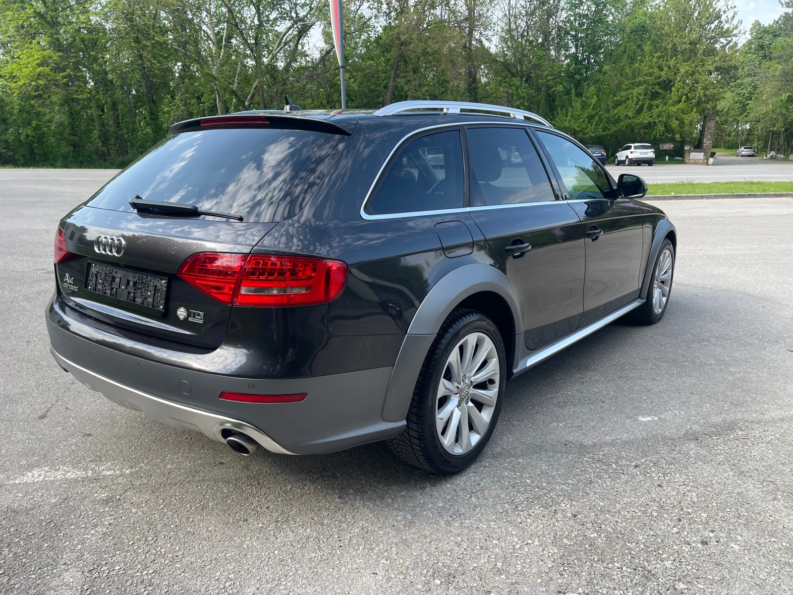 Audi A4 Allroad 3.0TDi* Автом* Нави - изображение 4