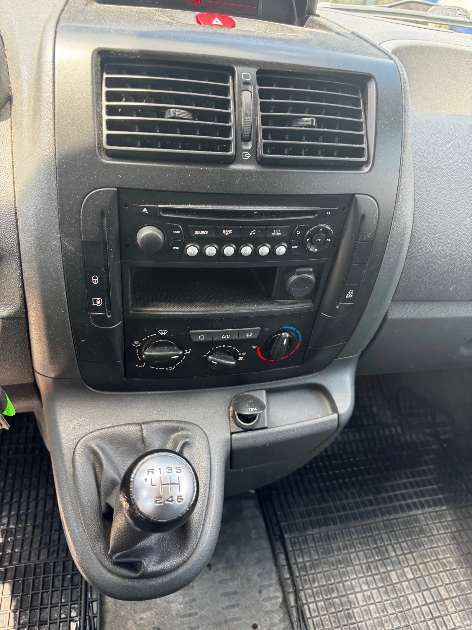 Peugeot Expert 2.0HDI-130* 5+ 1* KLIMA - изображение 7