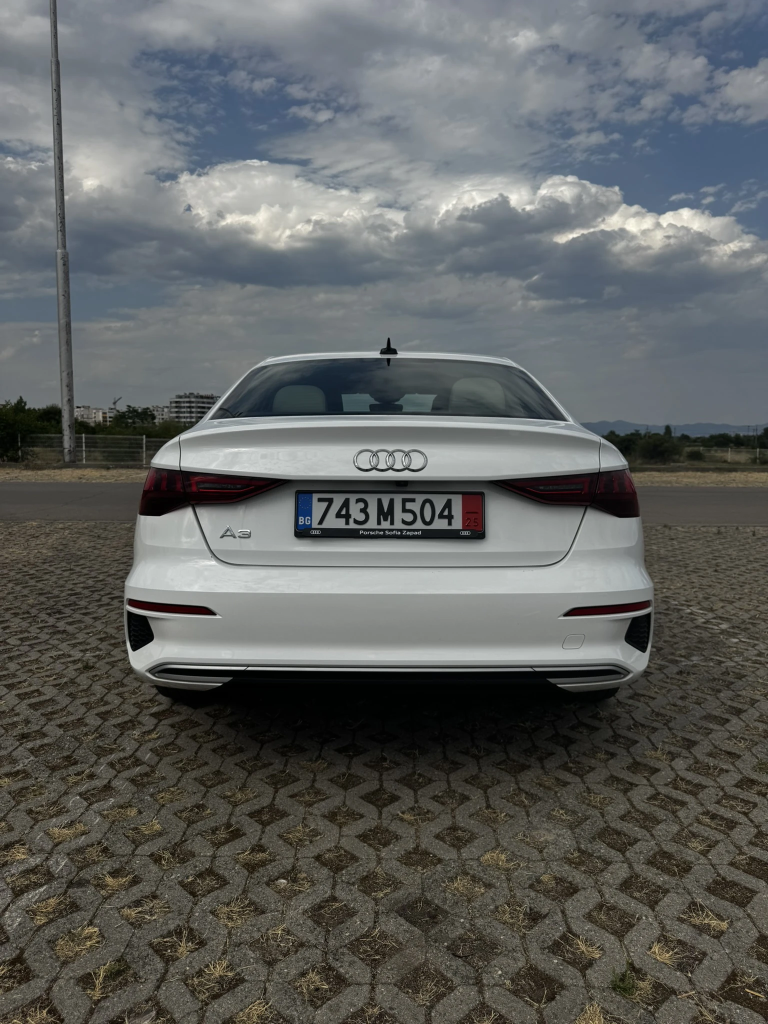 Audi A3 Premium 40 TFSI - изображение 6