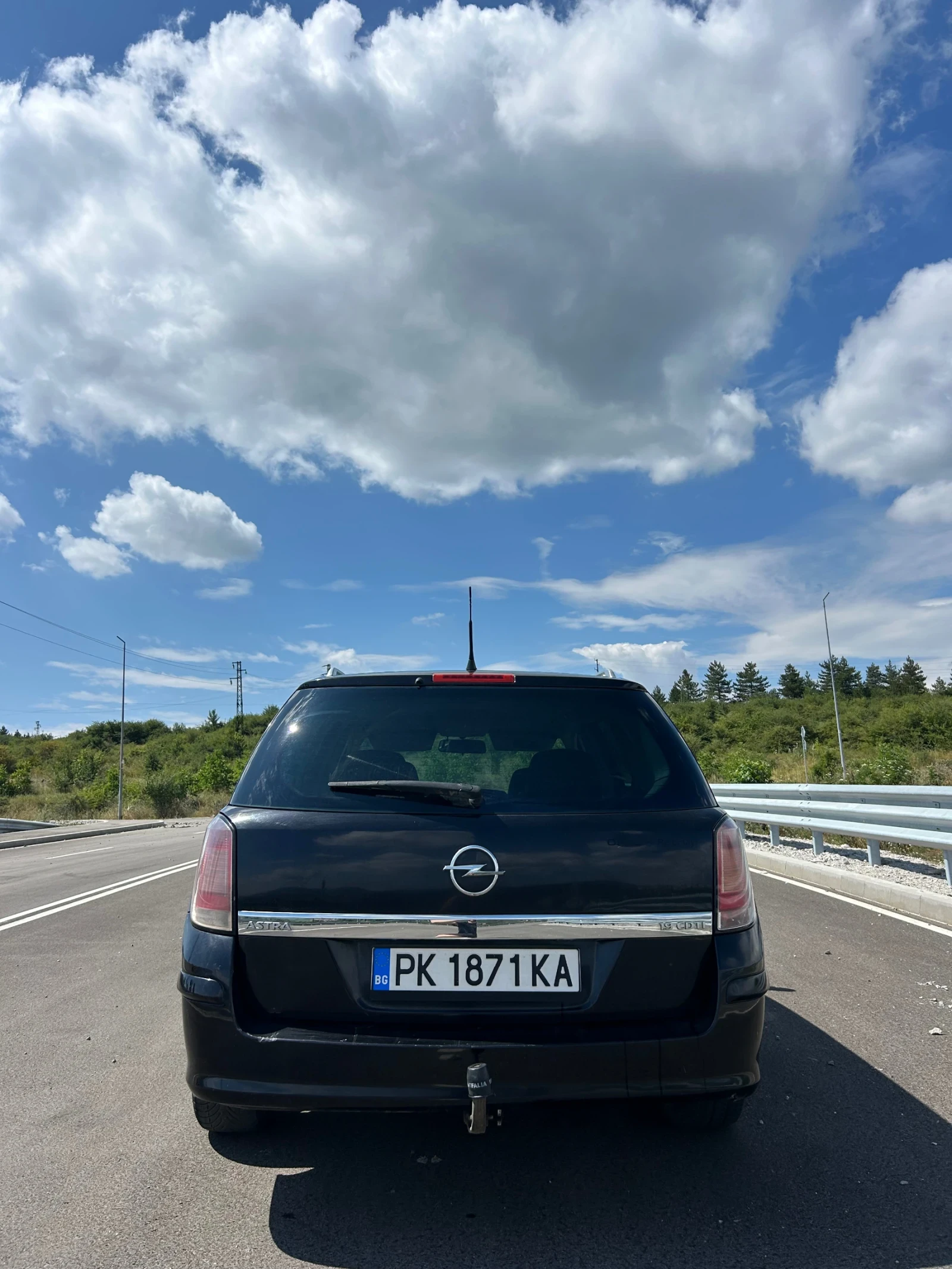 Opel Astra 1.9 JTD - изображение 4