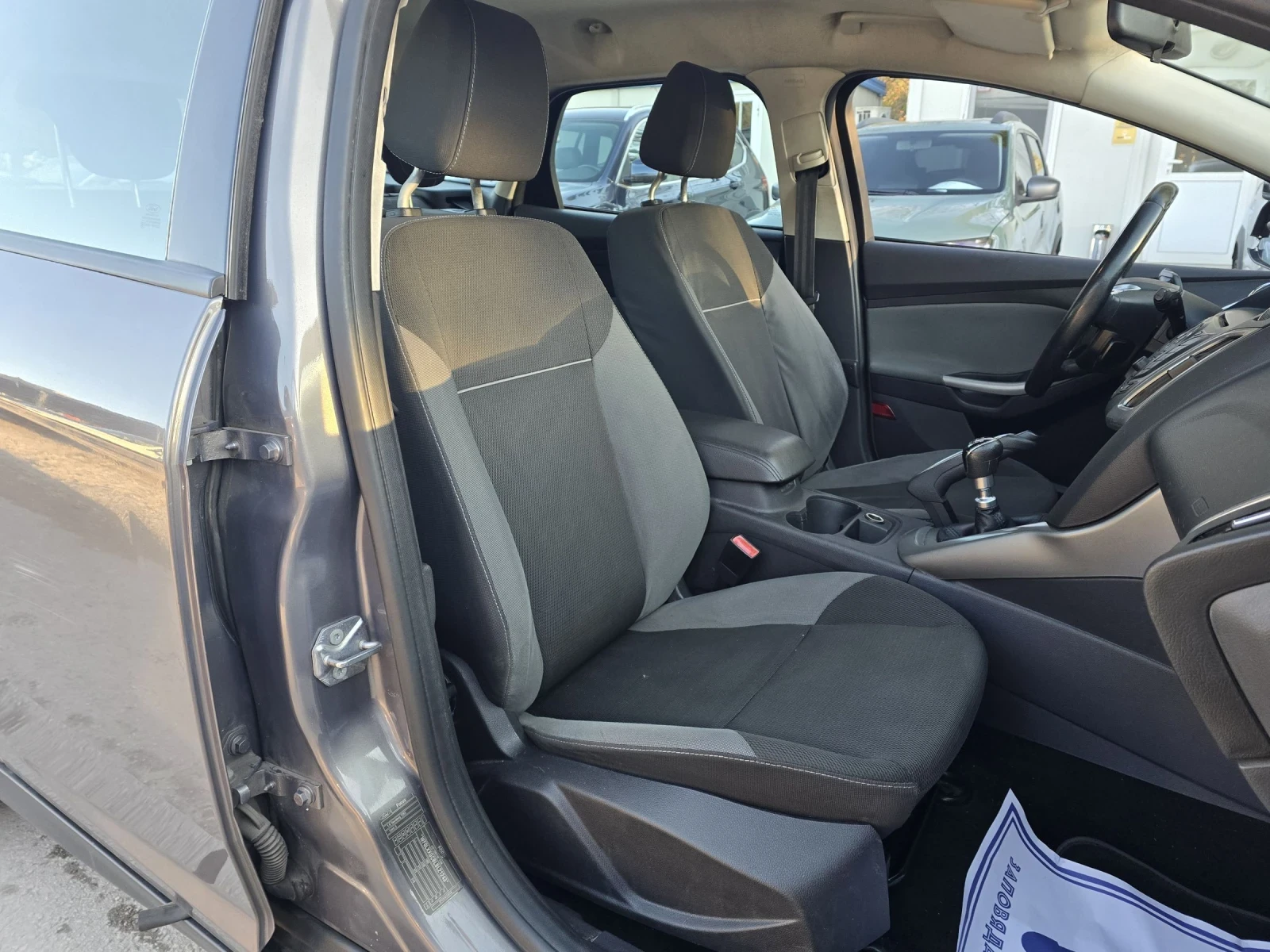 Ford Focus 1.6TDCi 115к.с 6 скорости | Mobile.bg — изображение 12