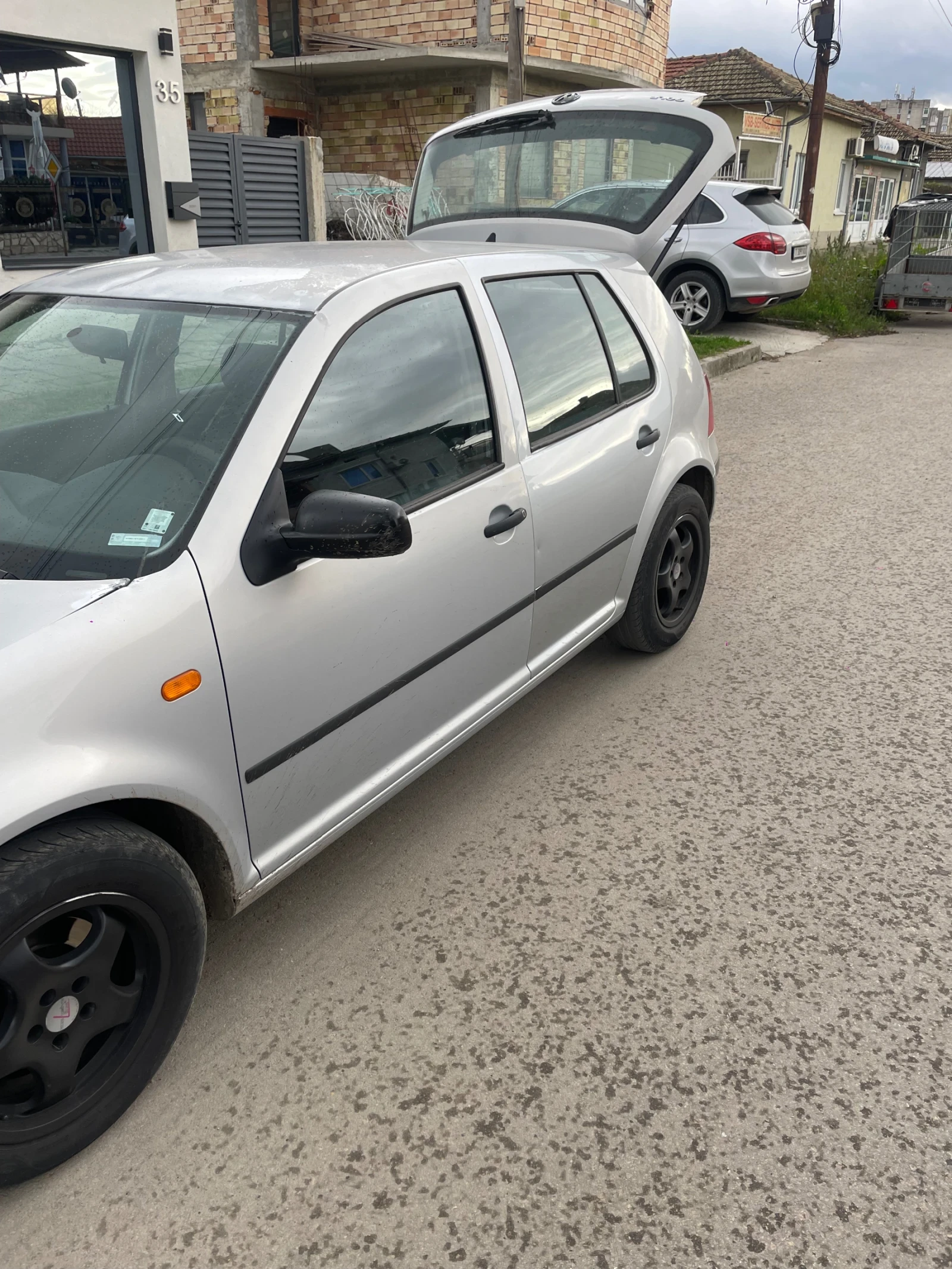 VW Golf 1.9 TDI 110 Коня  - изображение 3
