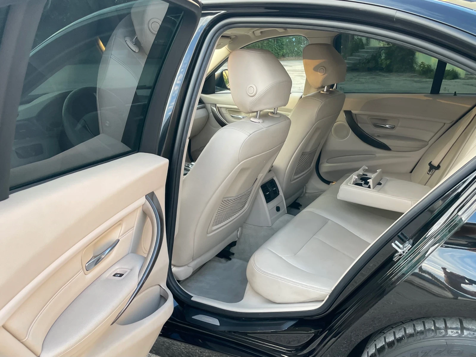 BMW 320 Modern - изображение 8