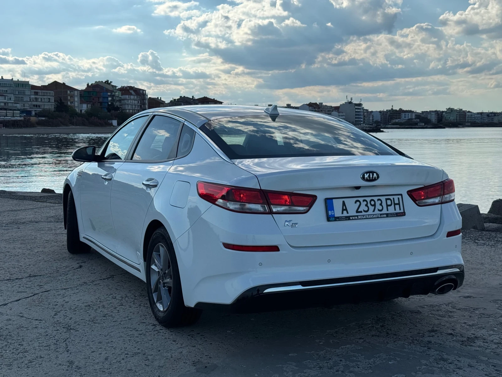 Kia K5 2.0 LPI / Подгрев / Обдухване, снимка 5 - Автомобили и джипове - 54597404