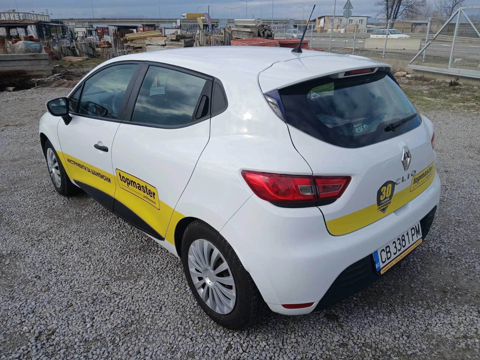 Renault Clio 1.2 ГАЗ, снимка 5 - Автомобили и джипове - 53912685