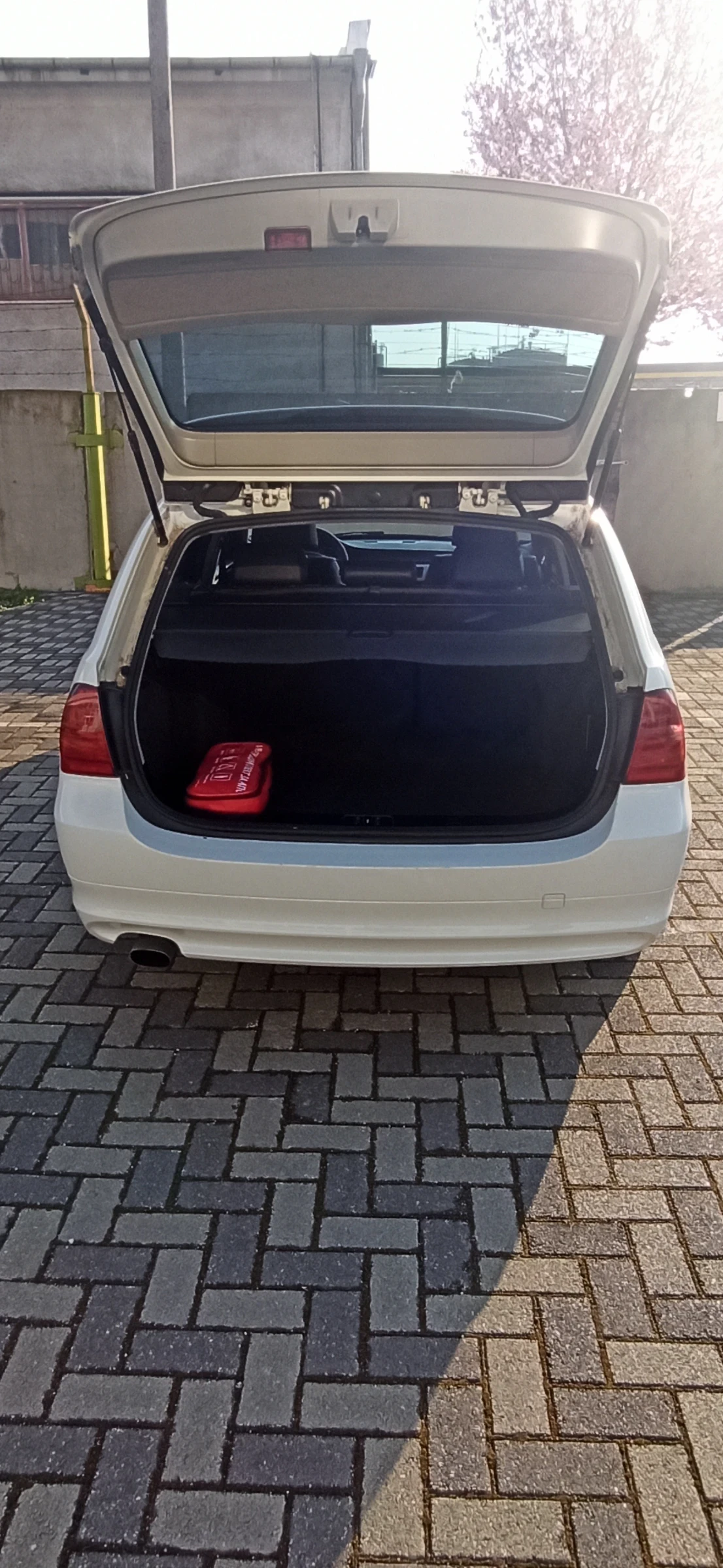 BMW 316, снимка 8 - Автомобили и джипове - 53972009