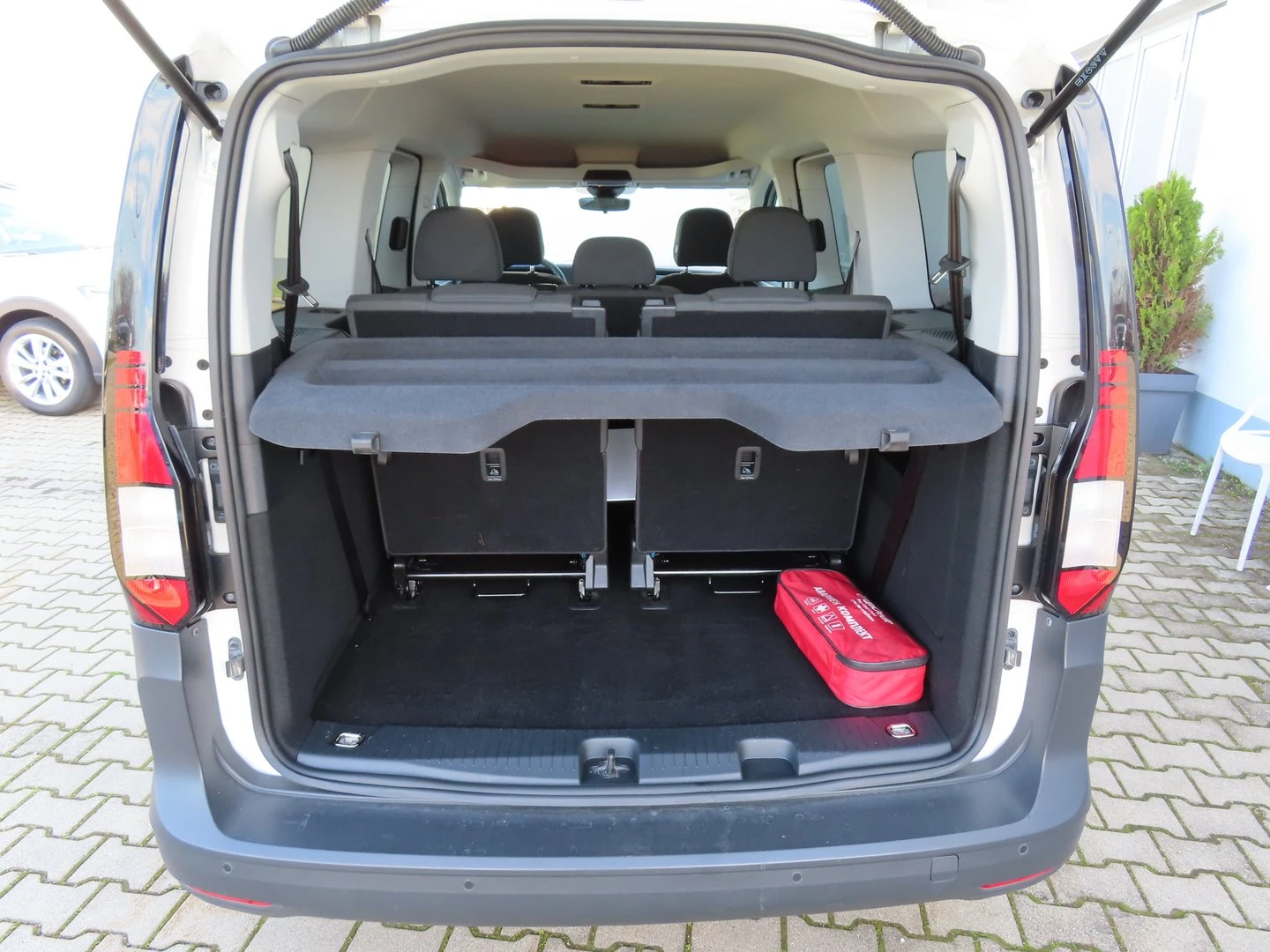 VW Caddy | Mobile.bg � ����������� 13