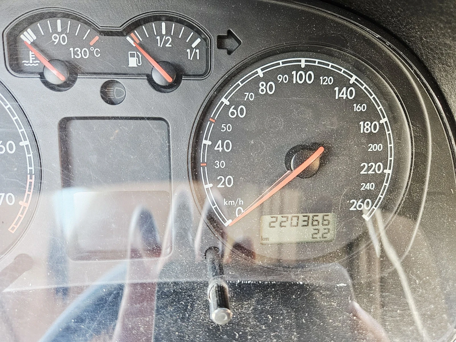 VW Golf 1.6, 105 к.с, снимка 13 - Автомобили и джипове - 54413818