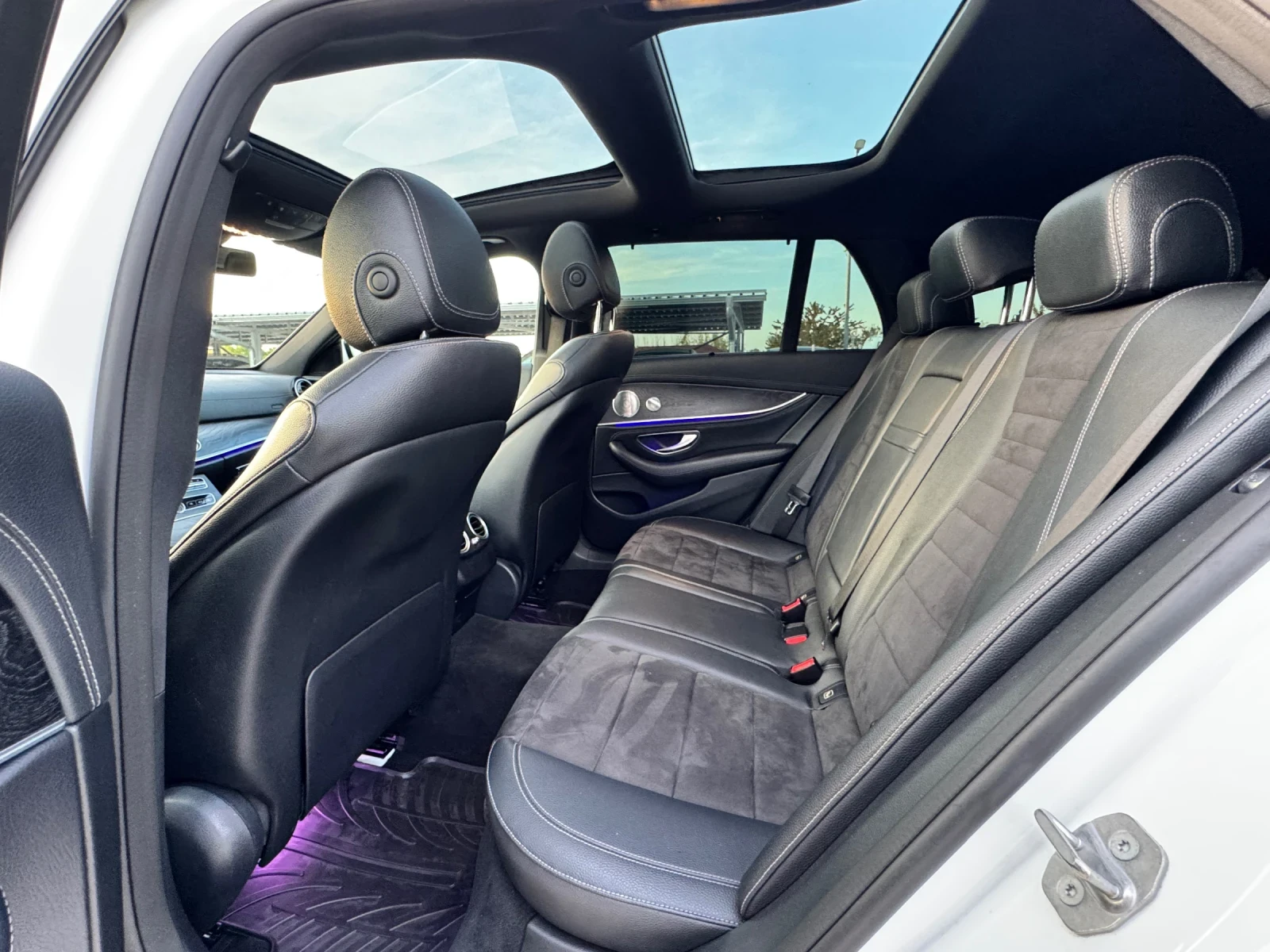 Mercedes-Benz E 220 2.2D , снимка 10 - Автомобили и джипове - 54448854
