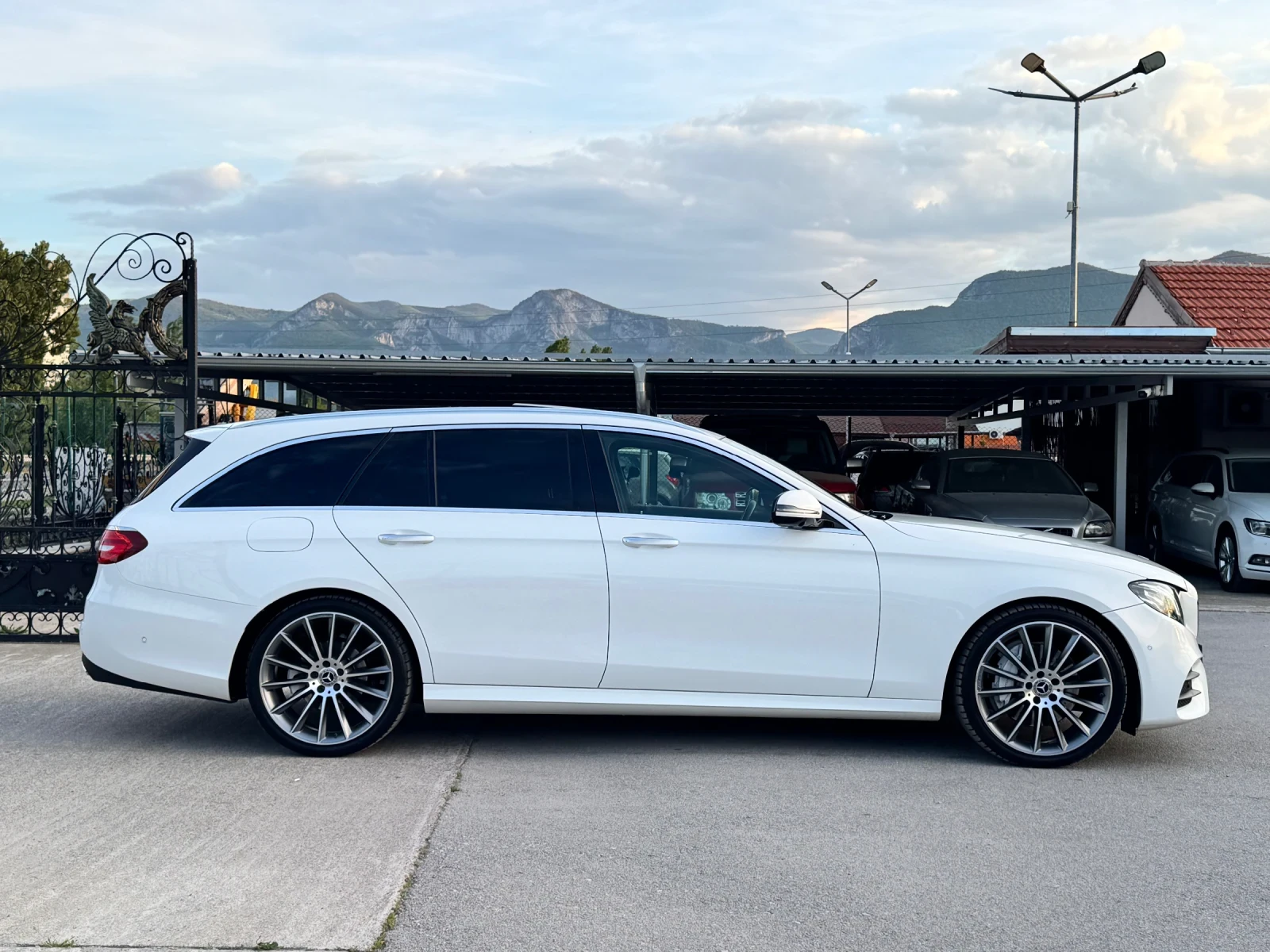 Mercedes-Benz E 220 2.2D , снимка 6 - Автомобили и джипове - 54448854