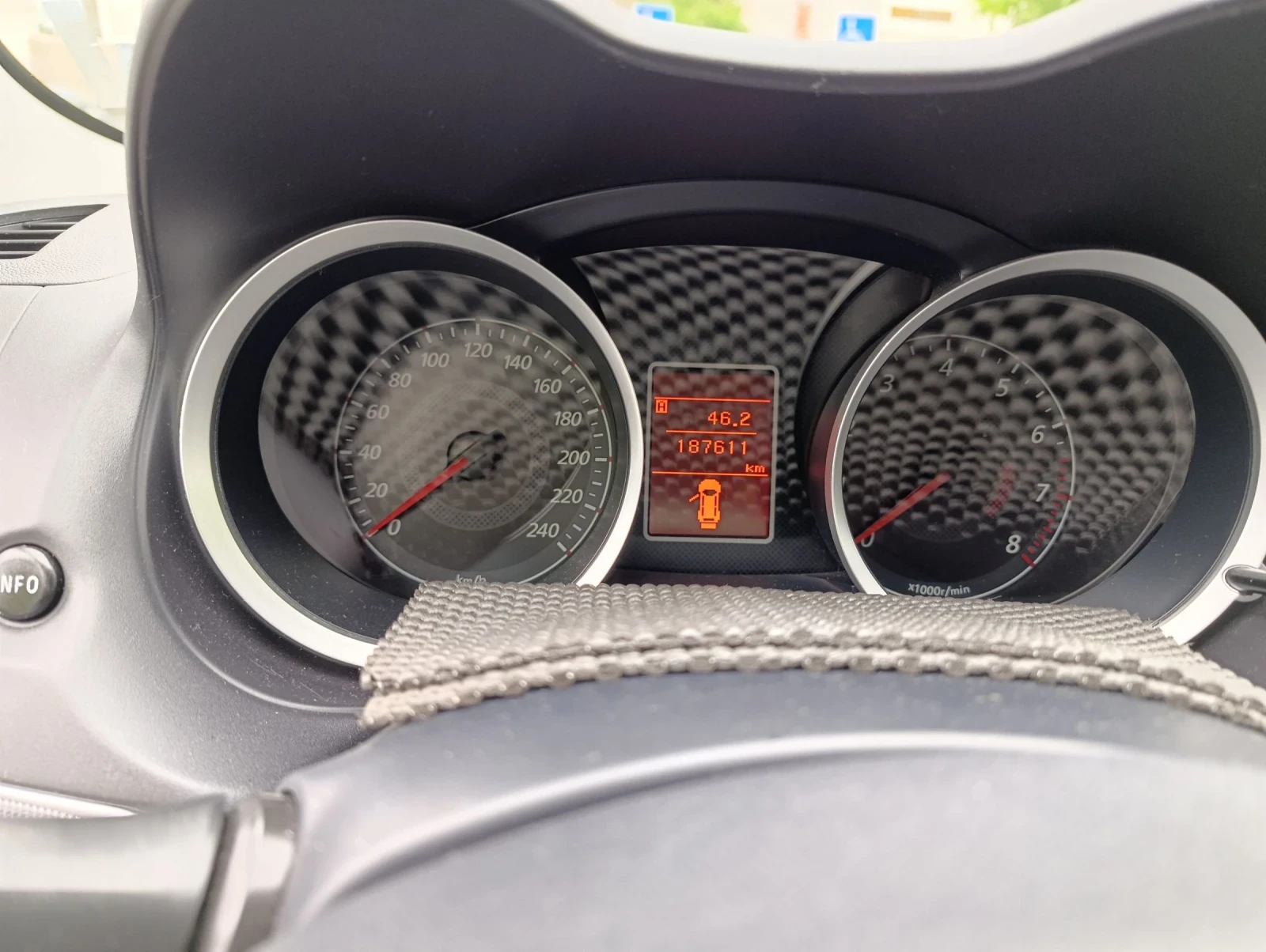 Mitsubishi Lancer 1.8.143кс газ бензин , снимка 8 - Автомобили и джипове - 54654518