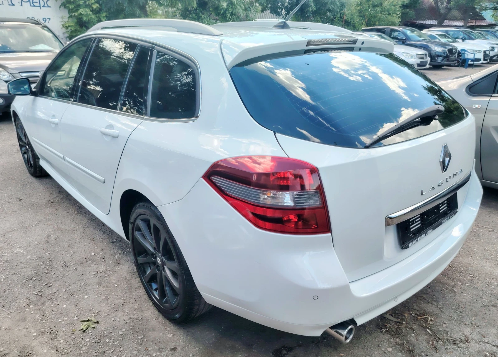 Renault Laguna 2.0DCI/4-KONTROL, снимка 8 - Автомобили и джипове - 54918591