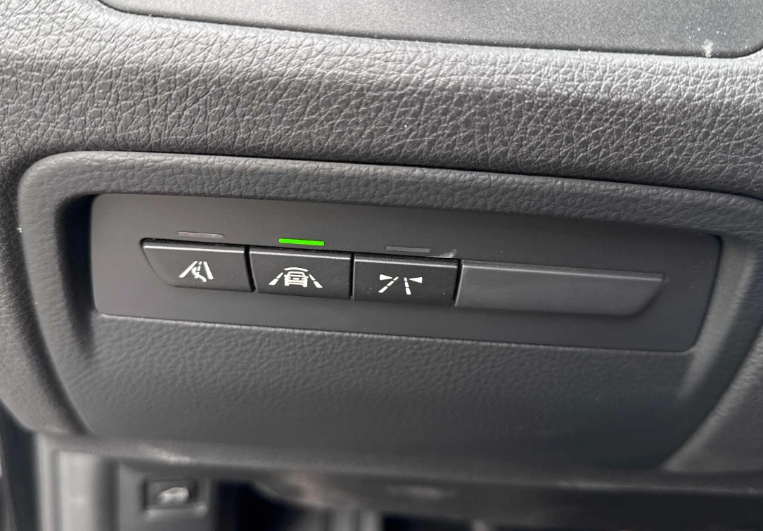 BMW 340 * XDRIVE* B58* Подгрев* Pano* Back Cam* , снимка 11 - Автомобили и джипове - 55433245
