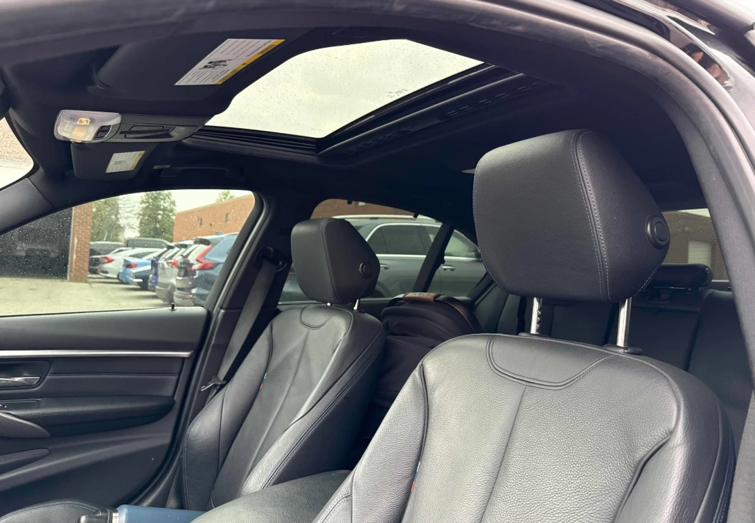 BMW 340 * XDRIVE* B58* Подгрев* Pano* Back Cam* , снимка 12 - Автомобили и джипове - 55433245