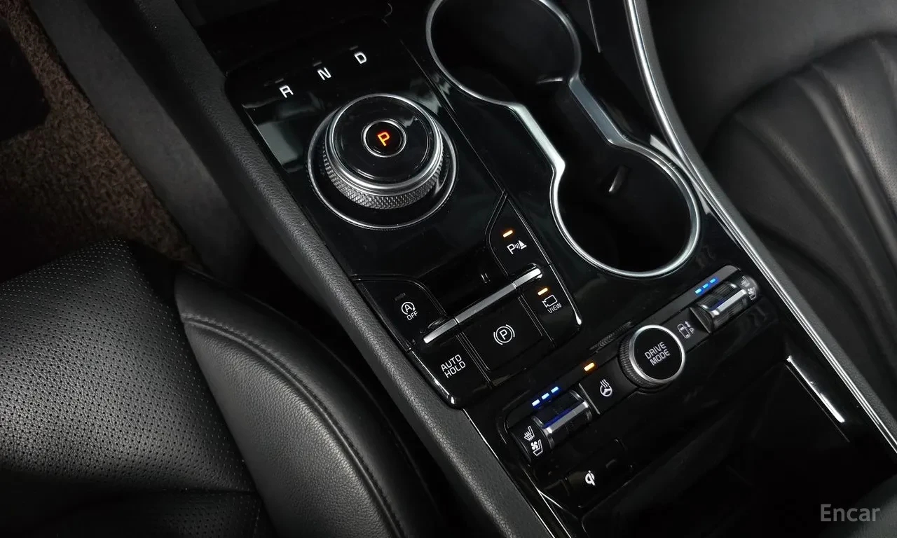 Kia K5 SIGNATURE| DISTRO| HUD| ОБДУХ| 360| БЕЗ ИНЦИДЕНТИ , снимка 9 - Автомобили и джипове - 55509320