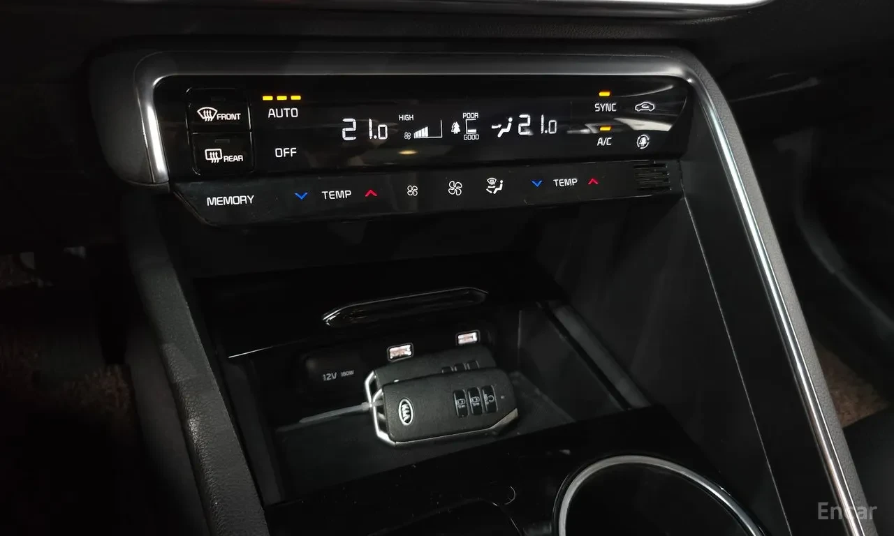 Kia K5 SIGNATURE| DISTRO| HUD| ОБДУХ| 360| БЕЗ ИНЦИДЕНТИ , снимка 17 - Автомобили и джипове - 55509320