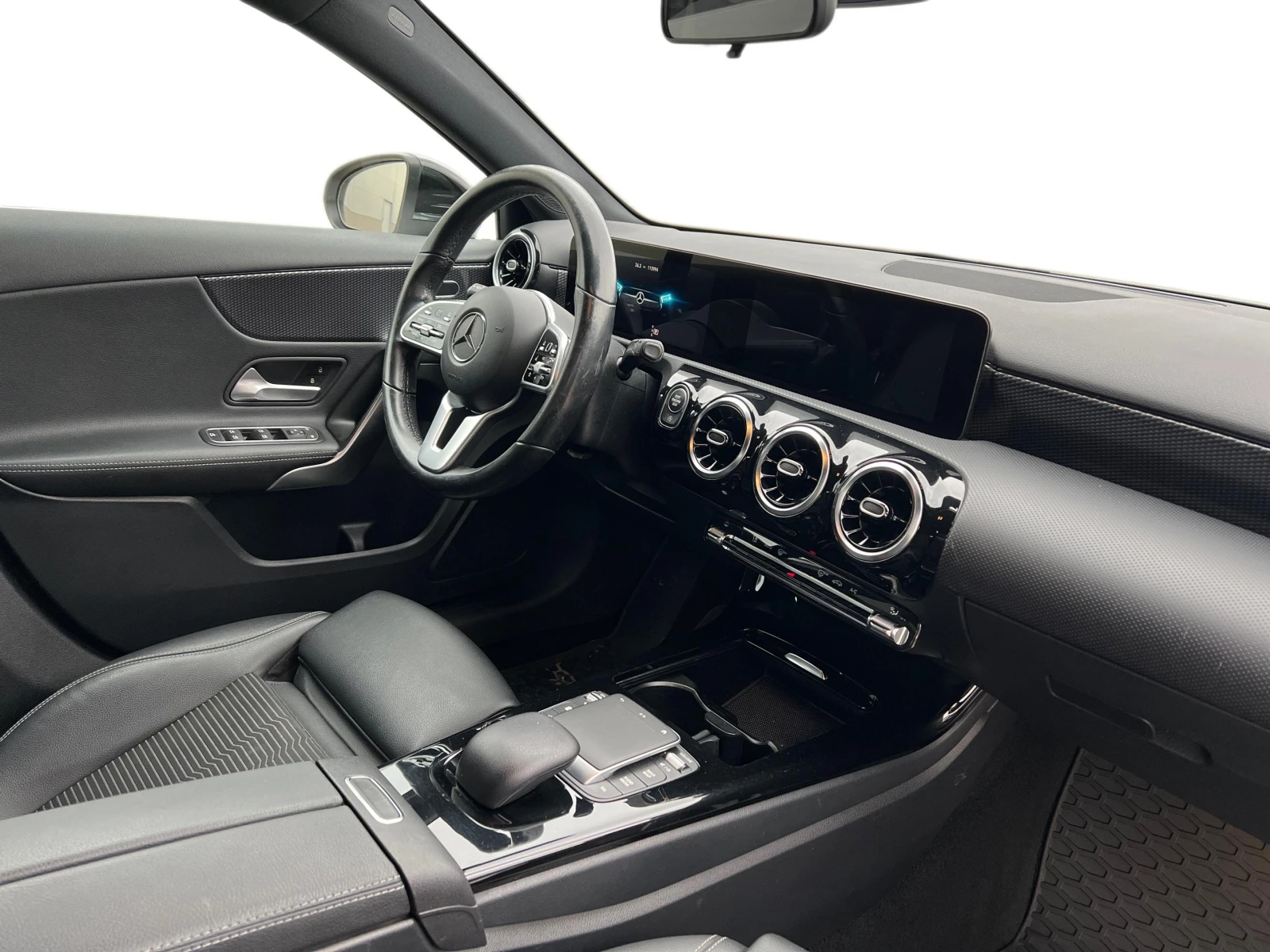 Mercedes-Benz A 180, снимка 9 - Автомобили и джипове - 56129233
