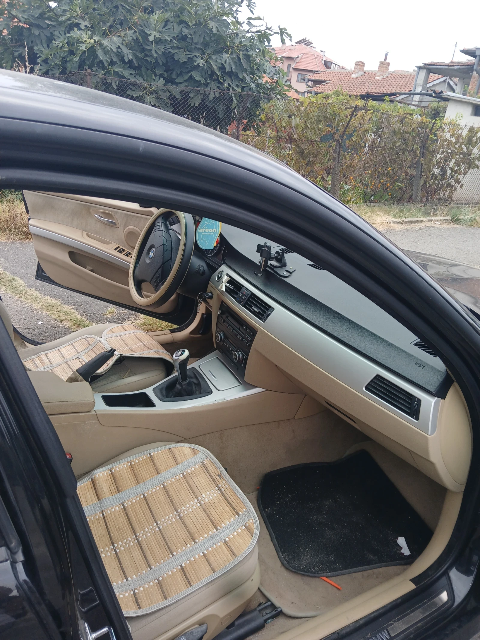 BMW 318, снимка 2 - Автомобили и джипове - 56220111