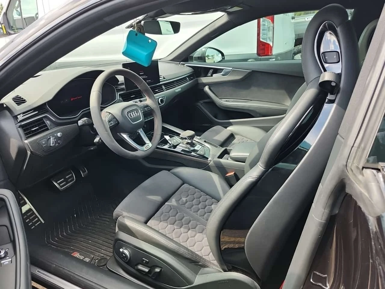 Audi Rs5 / DIAMOND SEATS / АЛКАНТАРА / ДИСТРОНИК, снимка 7 - Автомобили и джипове - 56256414