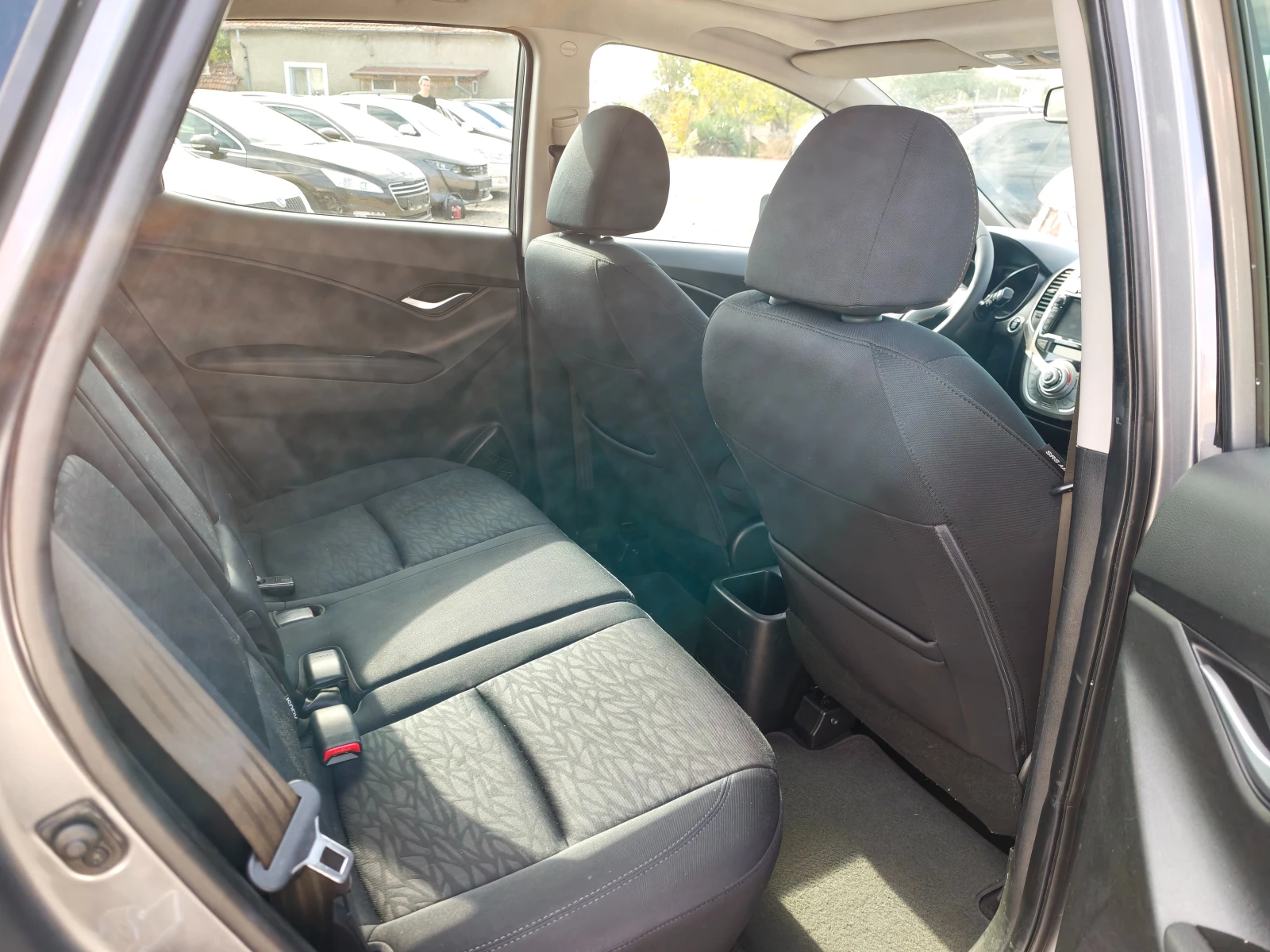 Hyundai Ix20 1.6CRDI Keyles  | Mobile.bg � ����������� 12