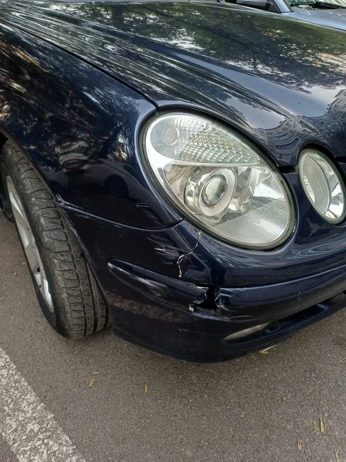 Mercedes-Benz E 220, снимка 5 - Автомобили и джипове - 56474218