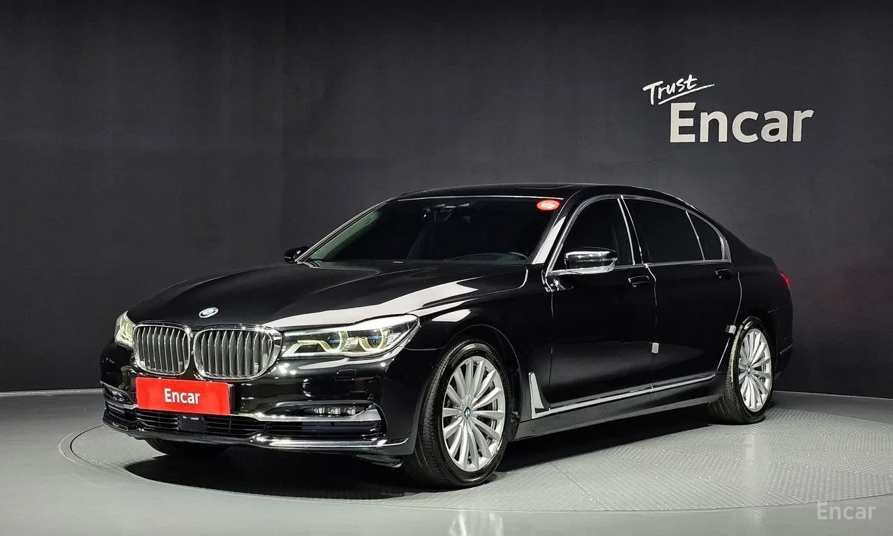 BMW 740 Li* ПОДГРЕВ* ОБДУХ* КАМЕРА* 360* ДИСТРОНИК* HEADUP