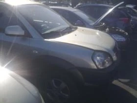 Hyundai Tucson 2.0 CRDI, снимка 3