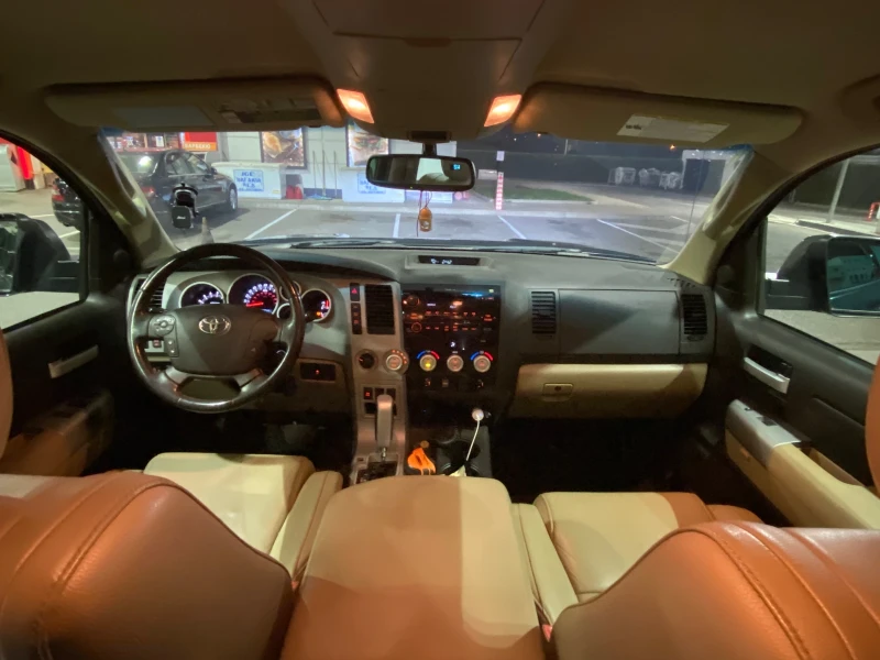 Toyota Tundra 5.7 Limited TRD, снимка 10 - Автомобили и джипове - 52947339