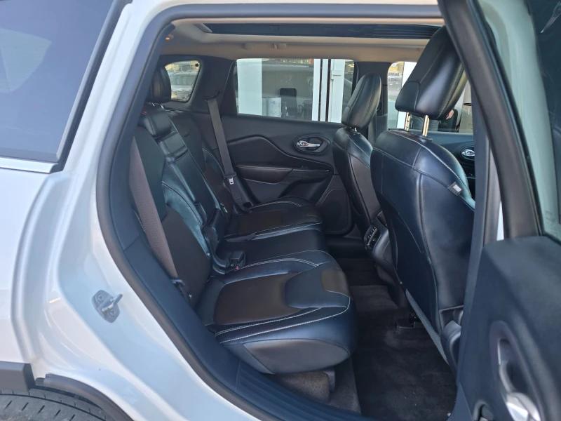 Jeep Cherokee 2.0JTD 119000KM ITALY, снимка 10 - Автомобили и джипове - 52148782