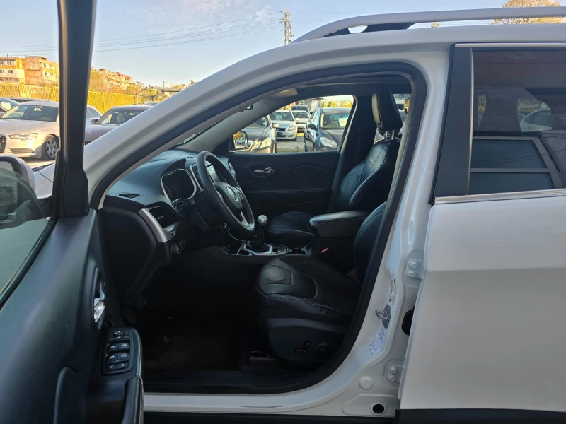 Jeep Cherokee 2.0JTD 119000KM ITALY, снимка 9 - Автомобили и джипове - 52148782