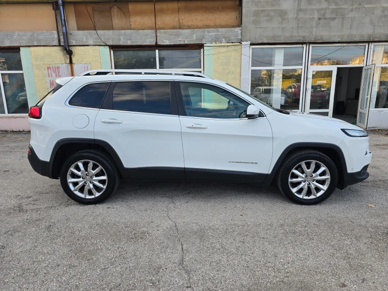 Jeep Cherokee 2.0JTD 119000KM ITALY, снимка 4 - Автомобили и джипове - 52148782