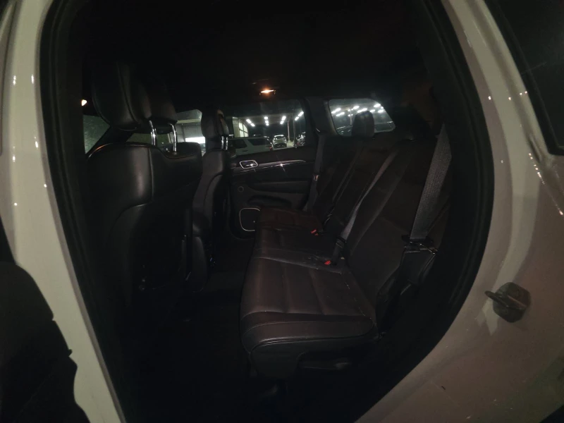 Jeep Grand cherokee SUMMIT / HEMI / ОБДУХ / HARMAN / DISTRONIC    , снимка 12 - Автомобили и джипове - 52662140