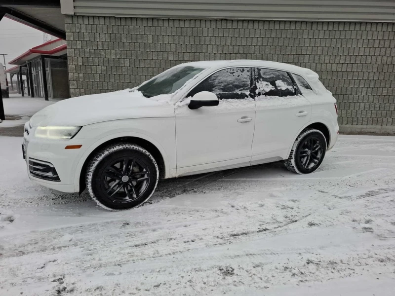 Audi Q5 * Technik * CARFAX * БЕЗ ПЪРВОНАЧАЛНА ВНОСКА, снимка 2 - Автомобили и джипове - 52840380