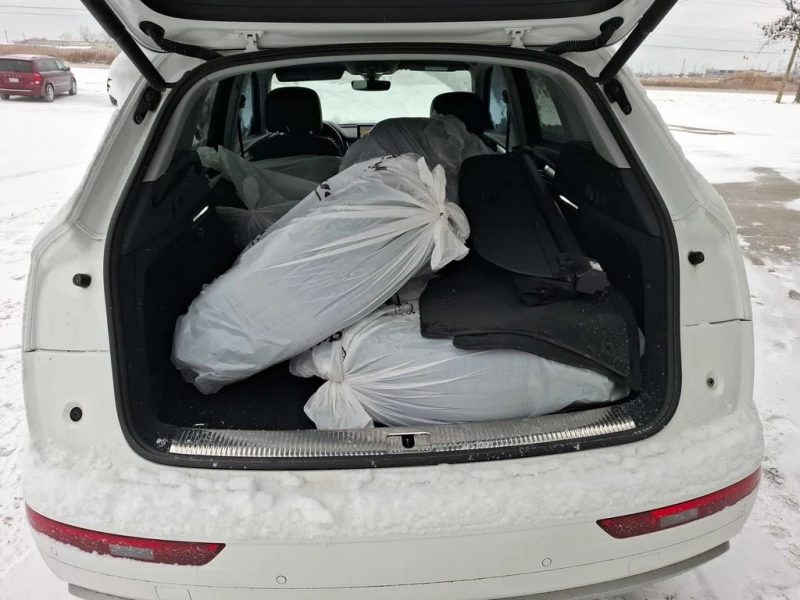 Audi Q5 * Technik * CARFAX * БЕЗ ПЪРВОНАЧАЛНА ВНОСКА, снимка 13 - Автомобили и джипове - 52840380