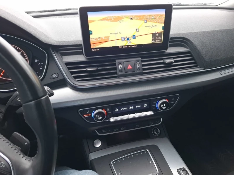 Audi Q5 * Technik * CARFAX * БЕЗ ПЪРВОНАЧАЛНА ВНОСКА, снимка 9 - Автомобили и джипове - 52840380