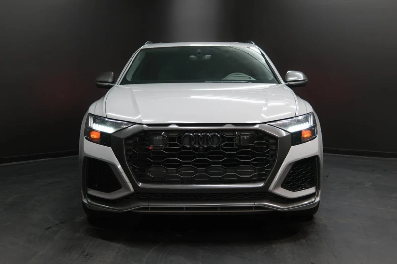 Audi RSQ8 * 4.0 TFSI quattro * CARFAX * БЕЗ ПЪРВОНАЧАЛНА ВНО, снимка 6 - Автомобили и джипове - 52935230