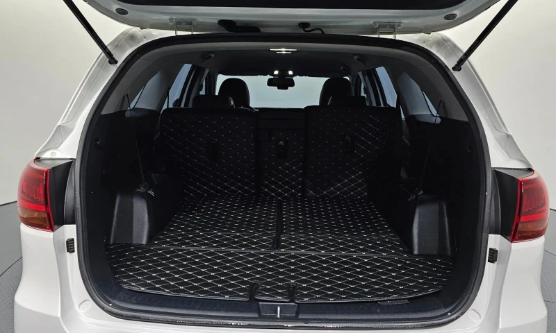 Kia Sorento Diesel 2.2 2Wd Prestige, снимка 17 - Автомобили и джипове - 53354950
