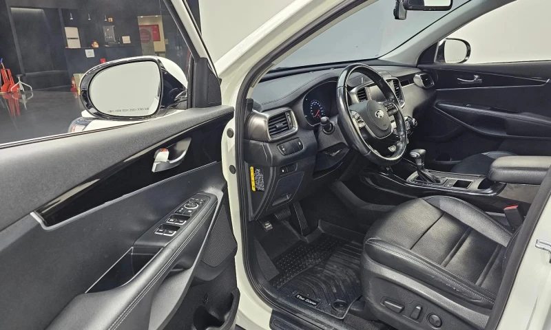 Kia Sorento Diesel 2.2 2Wd Prestige, снимка 10 - Автомобили и джипове - 53354950