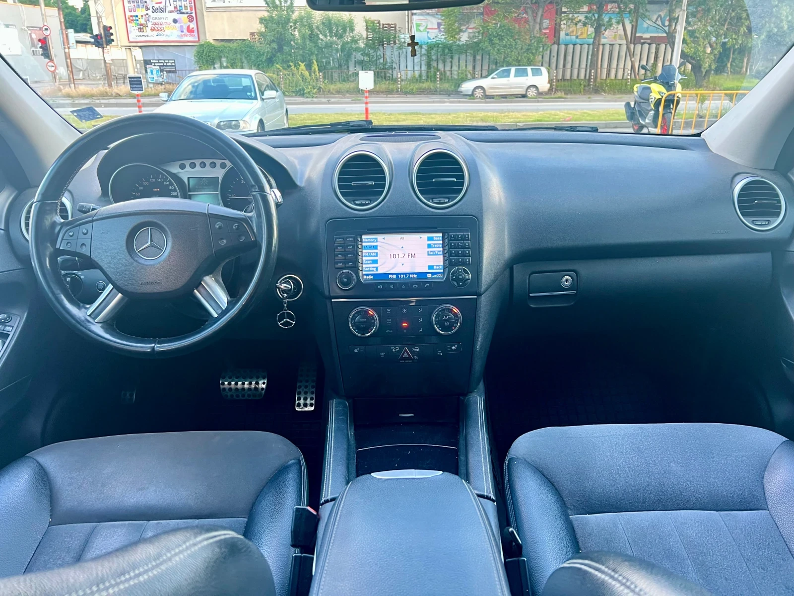 Mercedes-Benz ML 320 CDI 4 MATIC SPORT - изображение 8