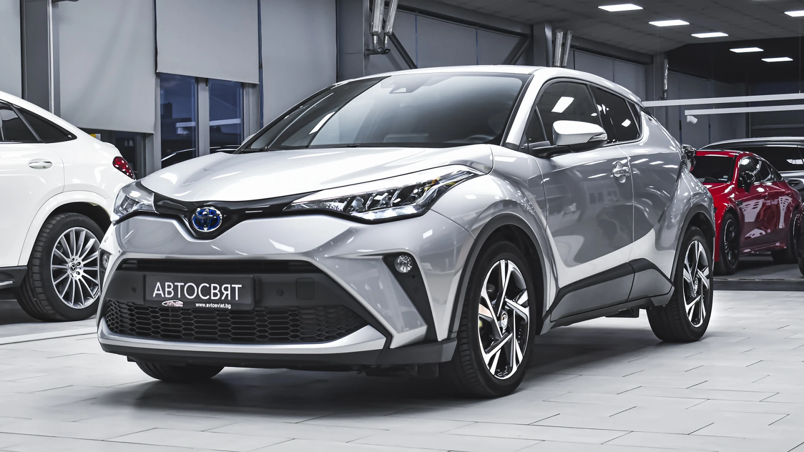 Toyota C-HR 2.0 Hybrid Club Automatic - изображение 4