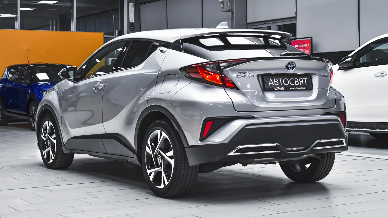 Toyota C-HR 2.0 Hybrid Club Automatic - изображение 7