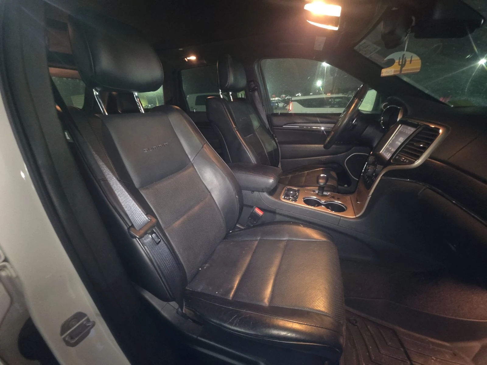 Jeep Grand cherokee SUMMIT / HEMI / ОБДУХ / HARMAN / DISTRONIC     - изображение 8