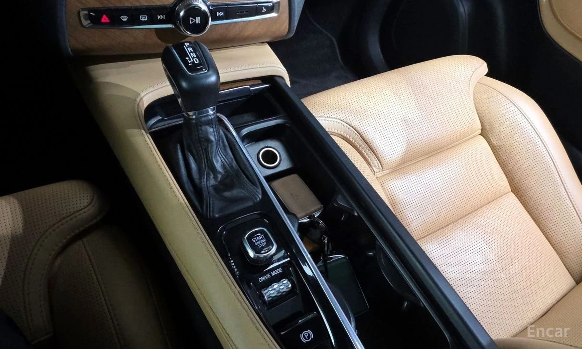 Volvo Xc90  - изображение 9