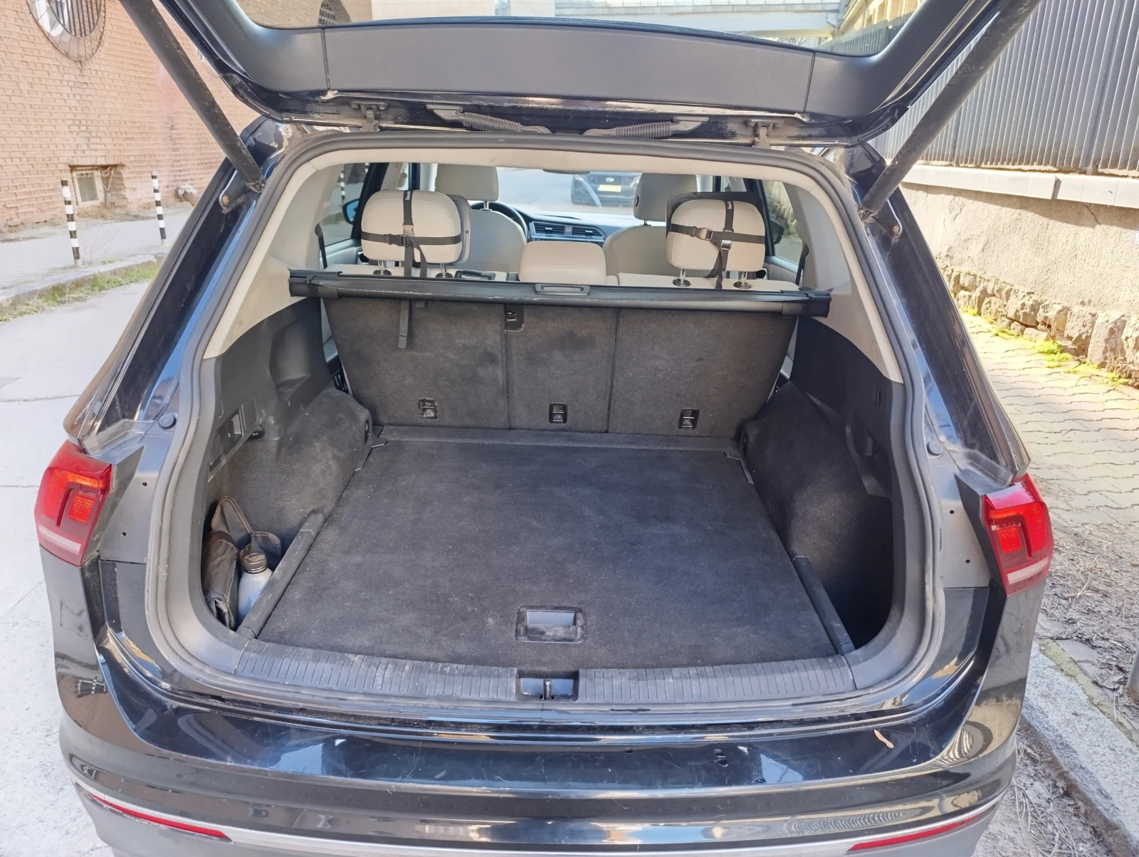 VW Tiguan TSI Highline, снимка 15 - Автомобили и джипове - 53892417