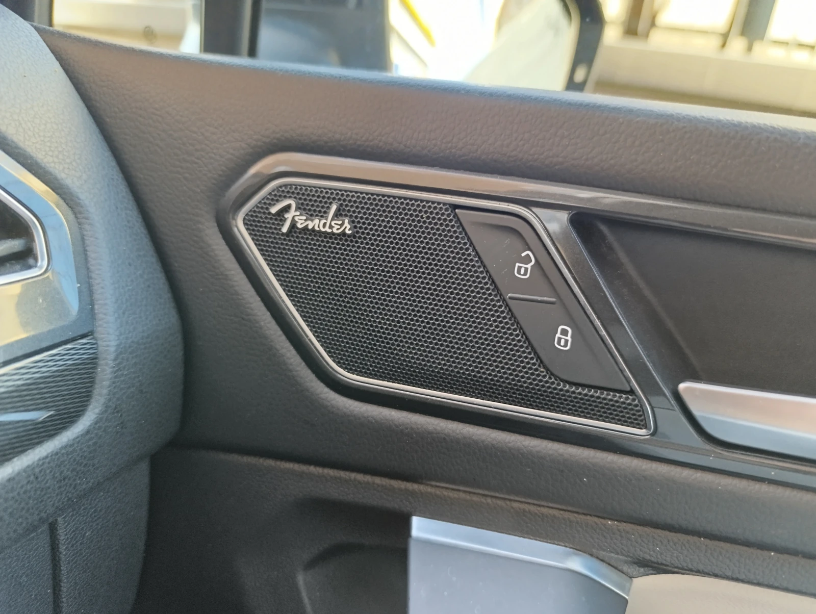 VW Tiguan TSI Highline, снимка 11 - Автомобили и джипове - 53892417