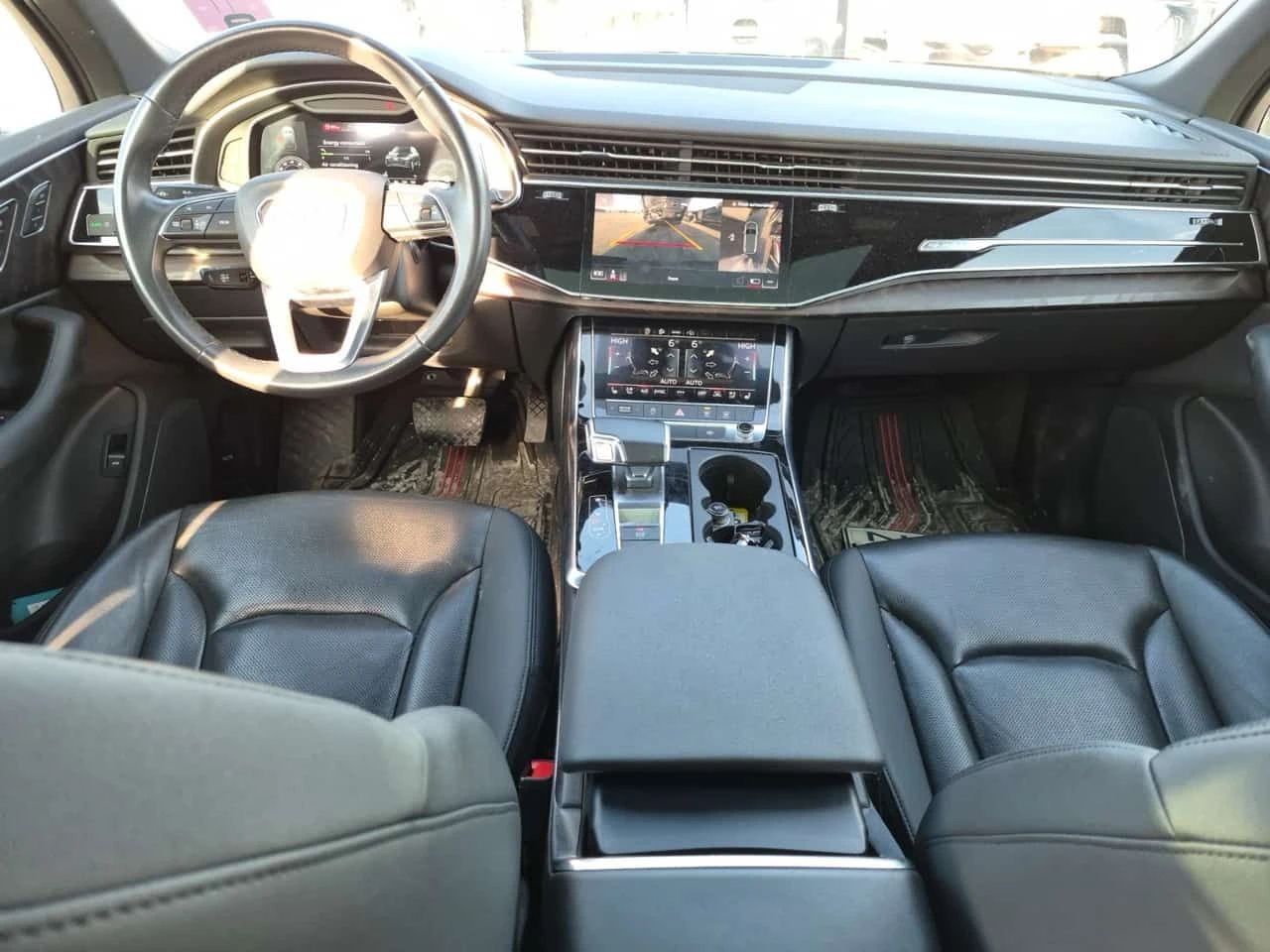 Audi Q7 * PROGRESSIV * ДИСТРОНИК * ОБДУХВАНЕ * ПАНО, снимка 10 - Автомобили и джипове - 54383987