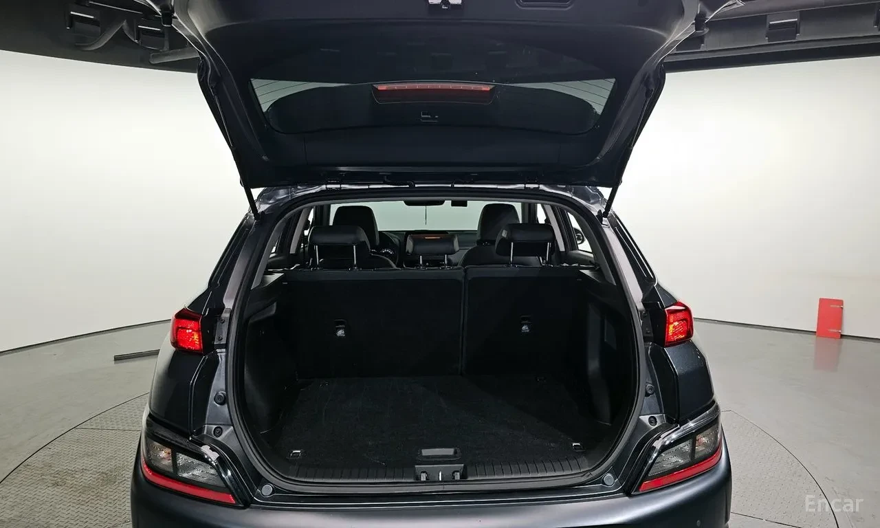 Hyundai Kona  Hybrid, снимка 16 - Автомобили и джипове - 54749230