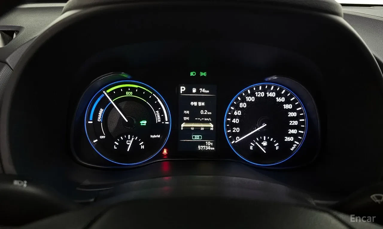Hyundai Kona  Hybrid, снимка 8 - Автомобили и джипове - 54749230